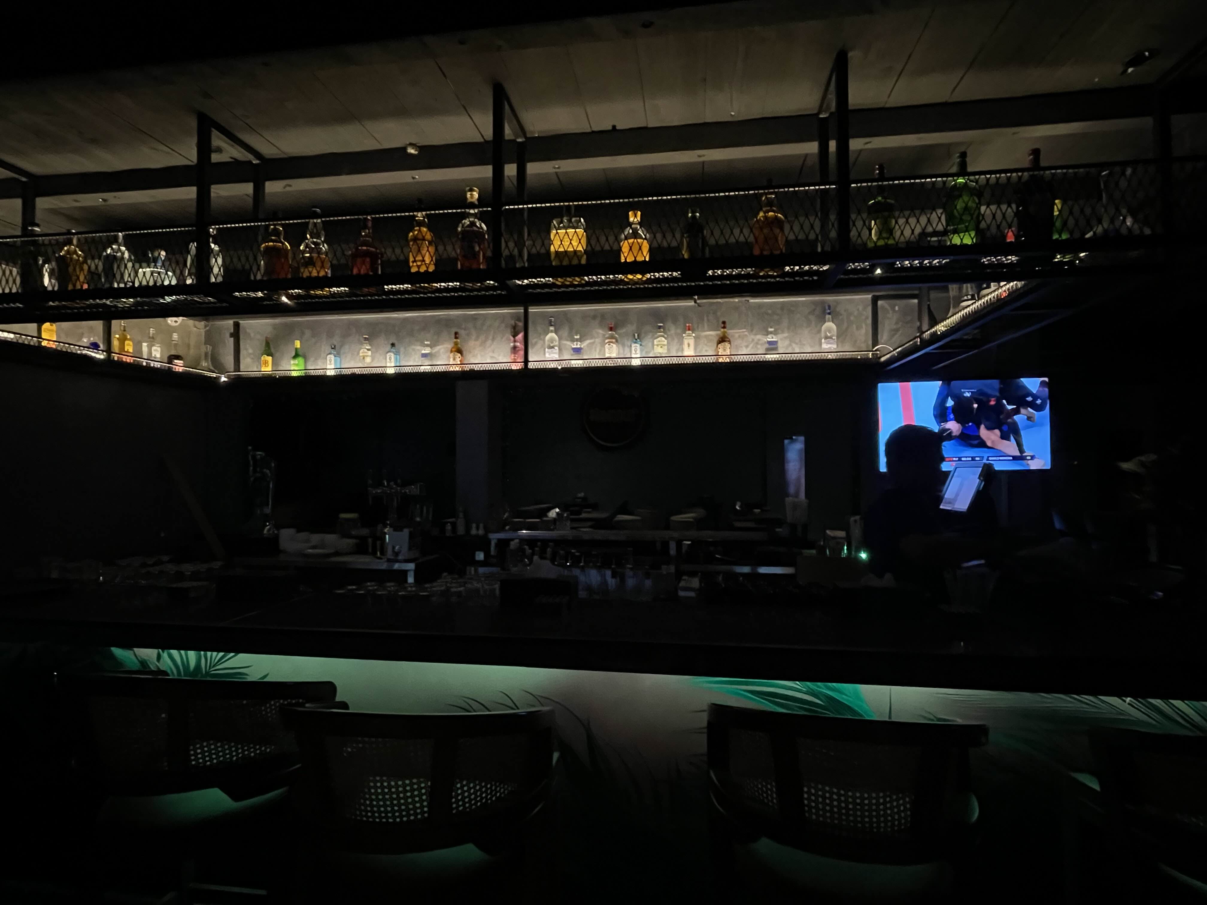 HANGOUT bar interior